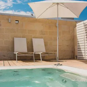 https://suitetti-luxury-rooms.lecce-hotels.com